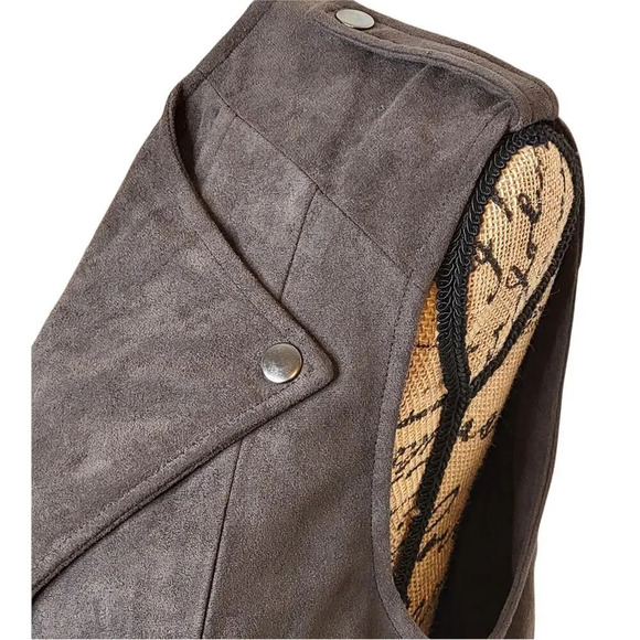 ASTR Women's Regular Suede Moto Jacket Vest Size Medium Gun Metal Gray - Picture 6 of 16